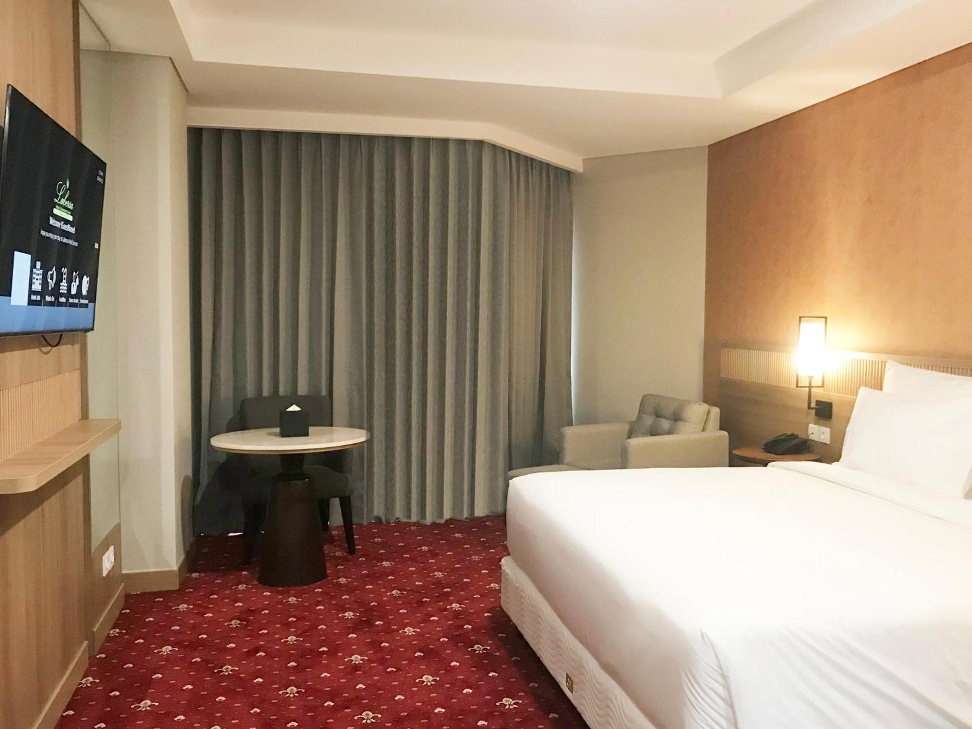 Labersa Hotel & Convention Center Samosir Sinapuran Bagian luar foto