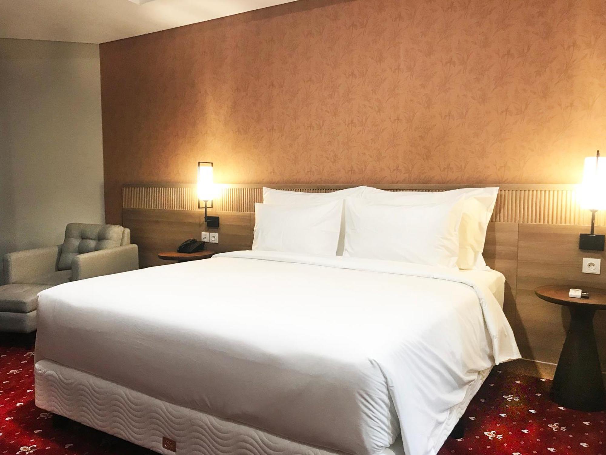 Labersa Hotel & Convention Center Samosir Sinapuran Bagian luar foto