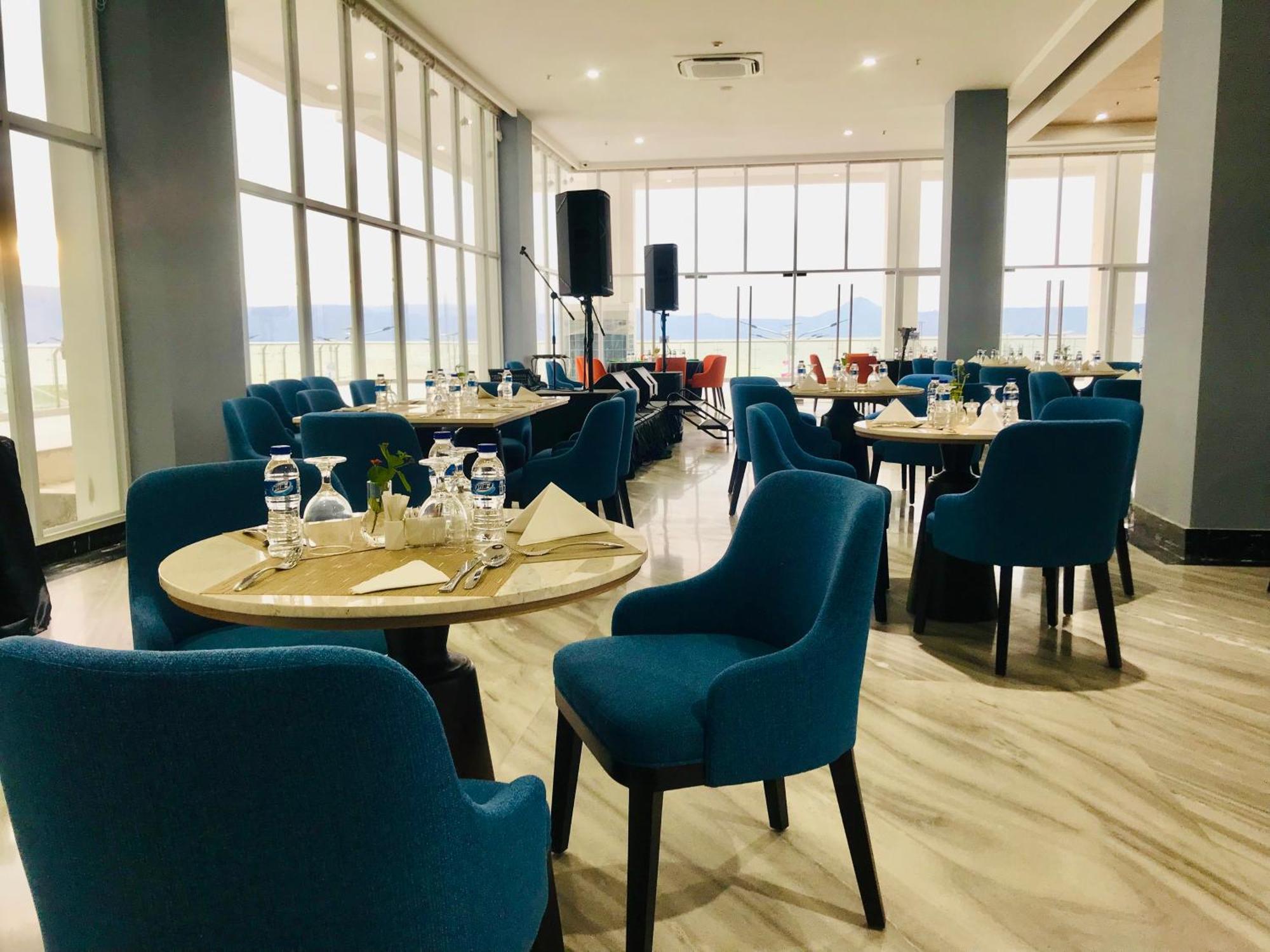 Labersa Hotel & Convention Center Samosir Sinapuran Bagian luar foto