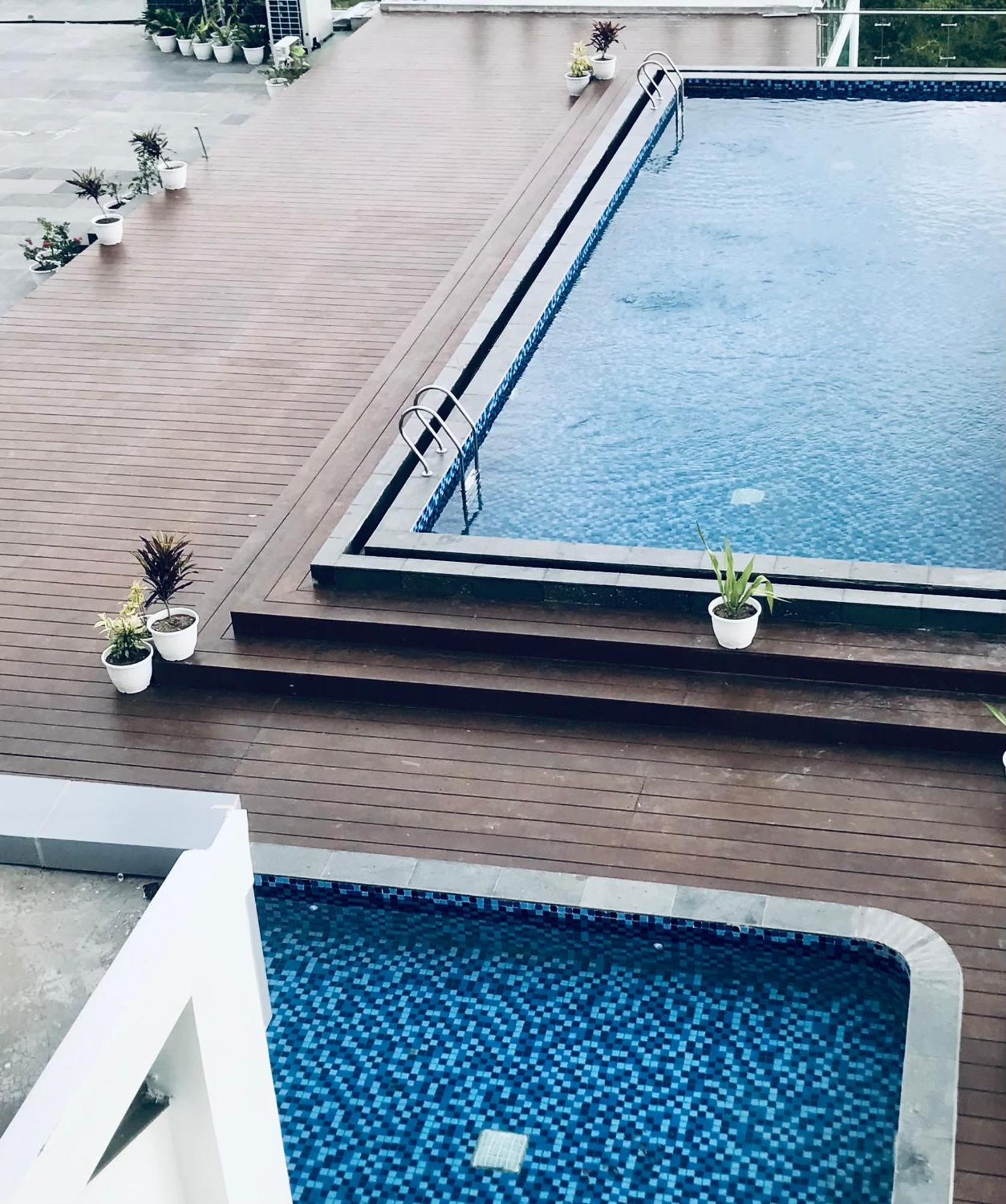 Labersa Hotel & Convention Center Samosir Sinapuran Bagian luar foto